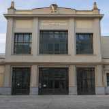 ...accoglie anche l�Archivio di Stato, che conserva i documenti prodotti da enti pubblici e da istituzioni private